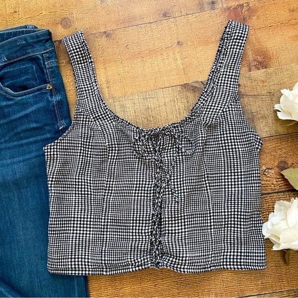 Black + White Plaid Crop Top Abercrombie + Fitch - Picture 3 of 8